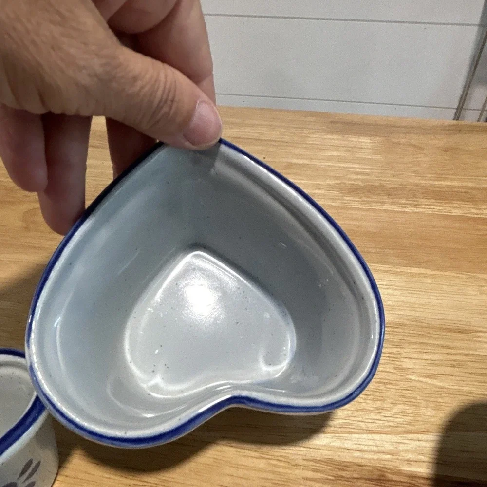 3 Adorable Crock-like Heart-Shaped and patterned Bowls Gray/Blue Glossy
